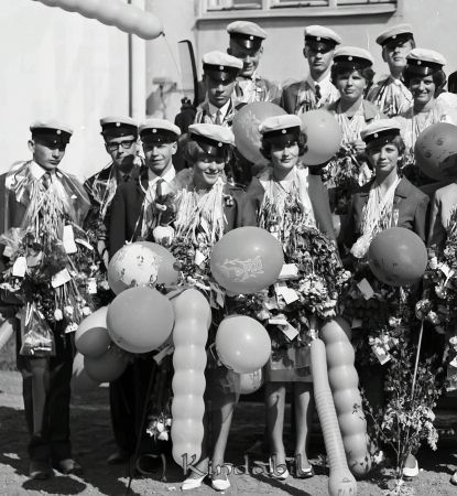 Realexamen 1963 A-klass
raja
Klassfoto
Nyckelord: Realexamen Kisa