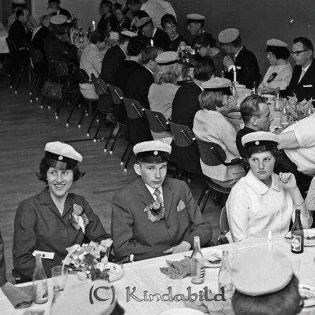 Realexamen 1963 A-klass
raja
Realexamenfirande i Folkets Hus
Nyckelord: Realexamen Kisa