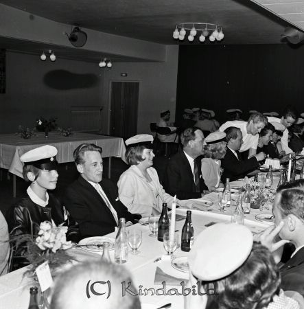Realexamen 1963 A-klass
raja
Realexamenfirande i Folkets Hus
Nyckelord: Realexamen Kisa