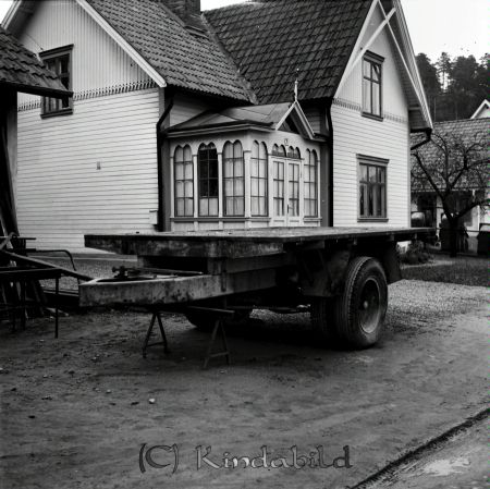 Alskog Kisa
raja
Bild på ett lastbilssläp
Nyckelord: Alskog Kisa
