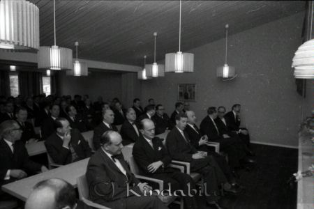 Kommunalhuset Invigning
raja
Fullsatt i samlingssalen
Nyckelord: Kommunalhuset Kisa