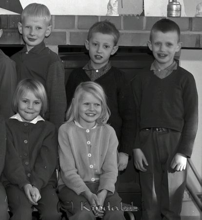 Kisa Skola Klass 3a
raja
Klassfoto 
Nyckelord: Klass 3a Kisa