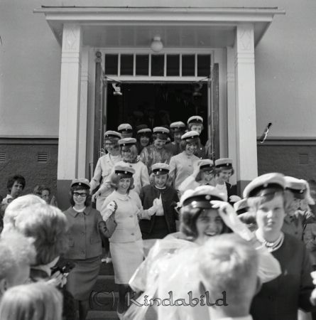 Realexamen 1964 Kisa
raja
Studenter som springer ut ur skolan
Nyckelord: Realexamen Kisa