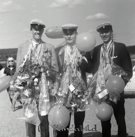 Realexamen 1964 Kisa
raja
Män som är färdiga med sina studier


Nyckelord: Realexamen Kisa
