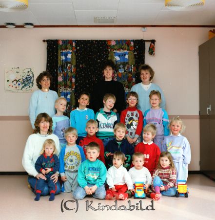 Tornhagens förskola
raja
Klassfoto 

raja
Längst bak till vänster Katla Kindestam-Nilsson 
Källa: Gerd Pettersson

Nyckelord: Tornhagen Kisa