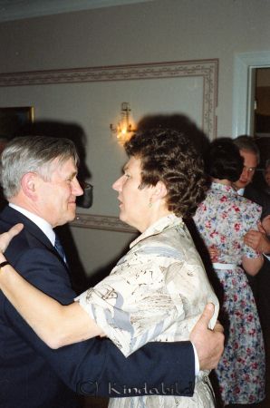 Rotaryklubben 40-årsjubileum Värdshuset Tingshuset Kisa
raja
Jubileumsfest

Till höger i bild Mona Saint Cyr

raja
Sture Hjalmarsson och Mona Saint Cyr 
Källa: Pär Kronström

Nyckelord: Rotaryklubben Kisa