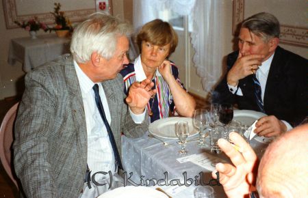 Rotaryklubben 40-årsjubileum Värdshuset Tingshuset Kisa
raja
Jubileumsfest

raja
frv. Gustav Almqvist, Anne-Marie Nyblom, Sture Hjalmarsson 
Källa: Pär Kronström

Nyckelord: Rotaryklubben Kisa