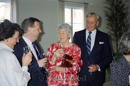 Rotaryklubben 40-årsjubileum Värdshuset Tingshuset Kisa
raja
Jubileumsfest

Till vänster Ing-Marie och Pär Kronström

raja
Till höger Gertrud och Åke Svensson 
Källa: Pär Kronström

Nyckelord: Rotaryklubben Kisa
