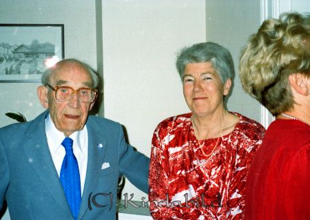 Rotaryklubben 40-årsjubileum Värdshuset Tingshuset Kisa
raja
Jubileumsfest

raja
Bernt Sandström, Gertrud Svensson 
Källa: Pär Kronström

Nyckelord: Rotaryklubben Kisa