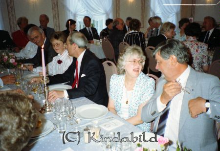 Rotaryklubben 40-årsjubileum Värdshuset Tingshuset Kisa
raja
Jubileumsfest

Till höger Harald Jonasson

raja
fh. Harald Jonasson, Birgitta Strand, Folke Nyblom, Annika Johansson 
Källa: Pär Kronström

Nyckelord: Rotaryklubben Kisa