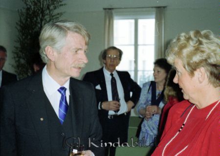 Rotaryklubben 40-årsjubileum Värdshuset Tingshuset Kisa
raja
Jubileumsfest

raja
frv. Eddie Näsström, Wille Sandelius, Irma Sandelius, Stina Carlfors 
Källa: Pär Kronström

Nyckelord: Rotaryklubben Kisa