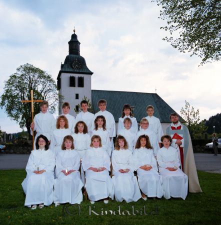Kisa Kyrka Konfirmation Söderberg
raja
Konfirmationsfoto
Nyckelord: Söderberg Kisa
