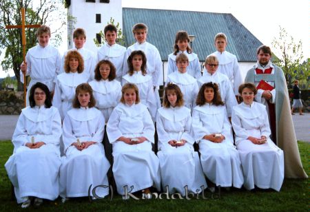 Kisa Kyrka Konfirmation Söderberg
raja
Konfirmationsfoto
Nyckelord: Söderberg Kisa