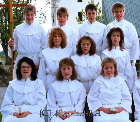 Kisa Kyrka Konfirmation Söderberg
raja
Konfirmationsfoto
Nyckelord: Söderberg Kisa