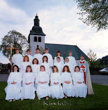 Kisa Kyrka Konfirmation Söderberg
raja
Konfirmationsfoto
Nyckelord: Söderberg Kisa
