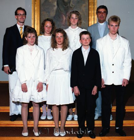 Konfirmation Missionskyrkan Wennström  Kisa
raja
Konfirmationsfoto
Nyckelord: Wennström Kisa