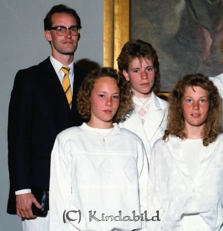 Konfirmation Missionskyrkan Wennström  Kisa
raja
Konfirmationsfoto
Nyckelord: Wennström Kisa