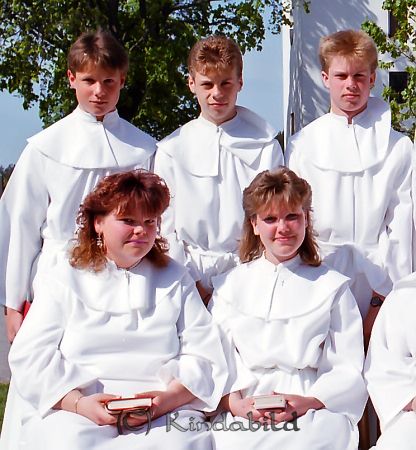 Konfirmation Kisa Kyrka  S Svae
raja
Konfirmationsfoto
Nyckelord: Svae Kisa