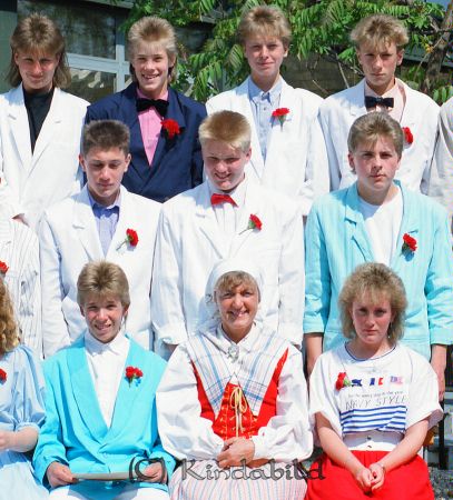 Värgårdsskolan Klass 9 Avslutning Kisa
raja
Klassfoto
Nyckelord: Värgårdsskolan Kisa