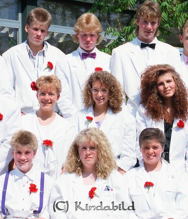 Värgårdsskolan Klass 9 Avslutning Kisa
raja
Klassfoto
Nyckelord: Värgårdsskolan Kisa