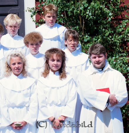Sommarkonfirmation Tidersrum Kyrka Söderberg + Diakon
raja
Konfirmationsfoto
Nyckelord: Tidersrum Söderberg