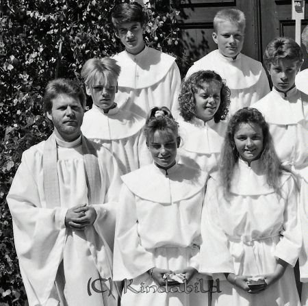 Sommarkonfirmation Tidersrum Kyrka Söderberg + Diakon
raja
Konfirmationsfoto
Nyckelord: Tidersrum Söderberg