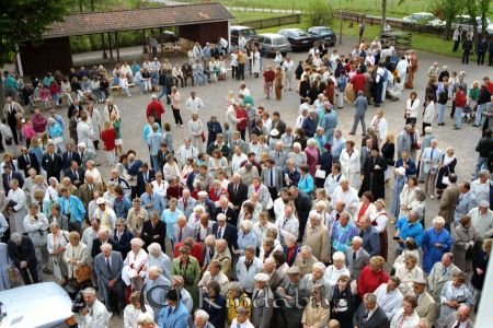 Hemvändardag i Tidersrum
raja
Folksamling på skolgården
Nyckelord: Hemvändardag Tidersrum