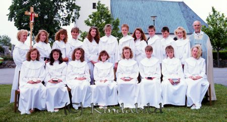 Kisa Kyrka Konfirmationsgrupp Åke Löfgren
raja
Konfirmationsfoto

Nyckelord: Kyrka Kisa