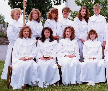 Kisa Kyrka Konfirmationsgrupp Åke Löfgren
raja
Konfirmationsfoto

Nyckelord: Kyrka Kisa