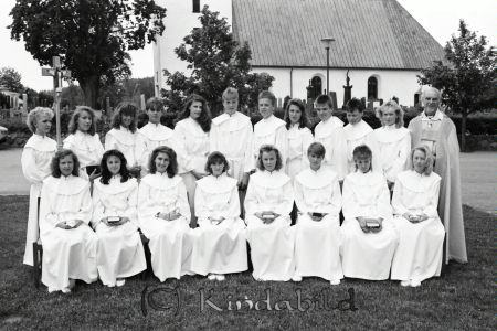 Kisa Kyrka Konfirmationsgrupp Åke Löfgren
raja
Konfirmationsfoto

Nyckelord: Kyrka Kisa