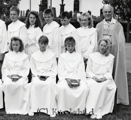 Kisa Kyrka Konfirmationsgrupp Åke Löfgren
raja
Konfirmationsfoto

Nyckelord: Kyrka Kisa