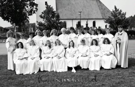 Kisa Kyrka Konfirmationsgrupp Söderberg
raja
Konfirmationsfoto

Nyckelord: Kyrka Kisa