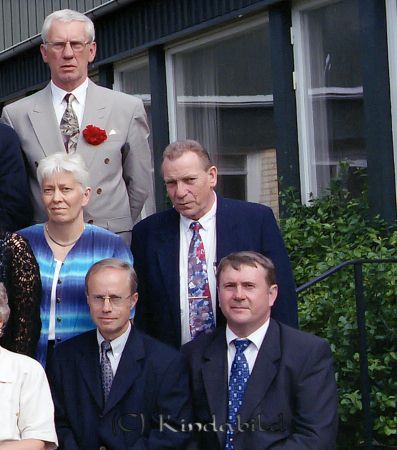 Värgårdsskolan Lärare
raja
Lärarkåren i Värgårdsskolan

raja
Främre raden fr vänster Bruno Germundsson och Lars-Gunnar Fransson.
Andra raden fr vänster Birgit Pettersson och Inge Qvist.
Bortre raden Ingvar Larsson
Källa: Gerd Pettersson

Nyckelord: Värgårdsskolan Kisa