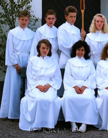 Sommarkonfirmation Västra Eneby Kyrka
raja
Konfirmationsfoto
Nyckelord: Västra Eneby Kyrka
