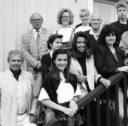 Rotary Internationella studenter Rally Hotell Linköping
raja
Lunch med Rotarymedlemmar och Studenter

Lunchmöte på det så kallade �?stgötalägret med studenter från Europa endast kvinnliga och en från varje land.
Källa: Pär Kronström 

raja
Längst ned till vänster Johan Gabriel Beck-Friis Söderö. Mannen i glasögon körskollärare Widén och mannen till höger är överste Per-Arne Ringh. 
Källa: Gerd Pettersson

Nyckelord: Rally Hotell Linköping