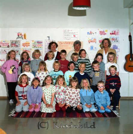 Kulla Förskola  Kisa
raja
Skolfoto
Nyckelord: Kulla Kisa