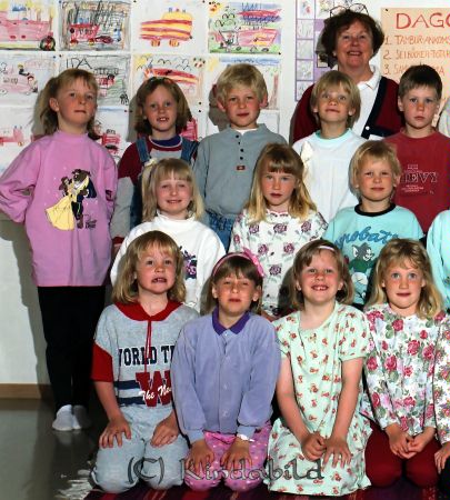 Kulla Förskola  Kisa
raja
Skolfoto
Nyckelord: Kulla Kisa