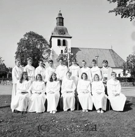 Konfirmation Kisa Kyrka Söderberg
raja
Konfirmationsfoto
Nyckelord: Söderberg Kisa
