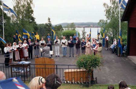 Svenska Flaggans Dag Bygdegården
raja
Kisa kyrkokör sjunger
Nyckelord: Bygdegården Kisa