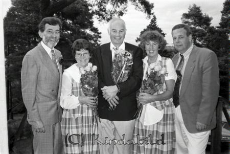 Rotary Kisa
pim

Presidentskift juni 1993
frv. Jan Gustafsson, Alice Olsson, Lars Lennartsson, Asta Sandberg, Pär Kronström
Nyckelord: Rotary Kisa