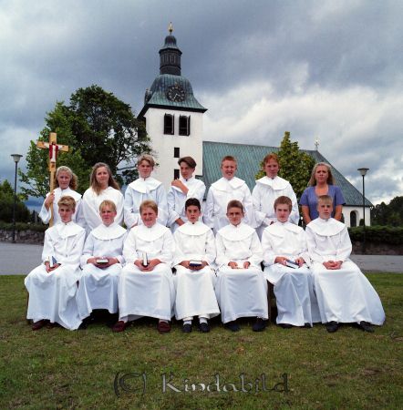 Sommarkonfirmation Kisa Helén Olsson
raja
Konfirmationsfoto
Nyckelord: Olsson Kisa