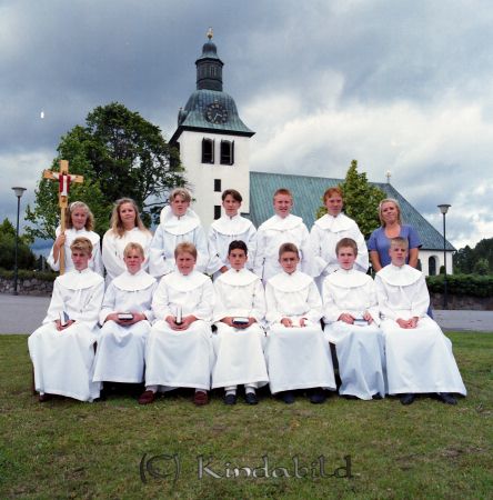 Sommarkonfirmation Kisa Helén Olsson
raja
Konfirmationsfoto
Nyckelord: Olsson Kisa