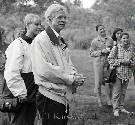 Rotary Kisa
pim

�?stgötalägret augusti 1993
Eddie Näsström med glada lägerdeltagare
Nyckelord: Rotary Kisa