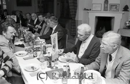 Rotary Kisa
pim

Guvernörsbesök 1993
närmast kameran, Bo Olsson, Lars Gunnarsson, Eddie Näsström
Nyckelord: Rotary Kisa