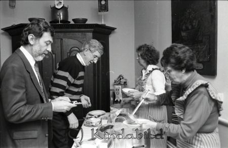 Rotary Kisa
pim

Guvernörsbesök 1993
frv. Jan Gustafsson, Sören Forss, Asta Sandberg, Alice Olsson
Nyckelord: Rotary Kisa