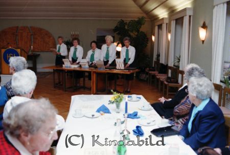 Husmoderföreningen 60-årsjubileum i församlingshemmet
raja
Jubileumsfest
Nyckelord: Husmoderföreningen Kisa