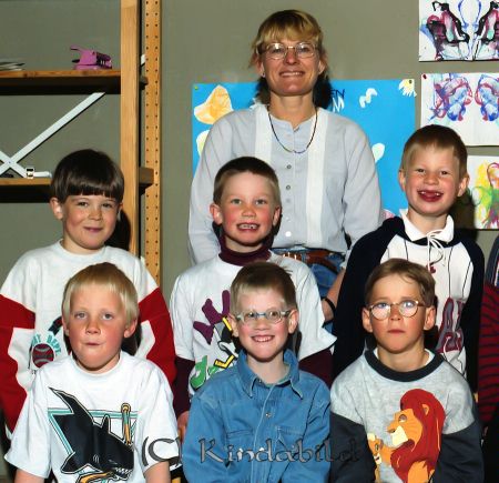  Bäckskolan Förskola
raja
Klassfoto
Nyckelord: Bäckskolan Kisa
