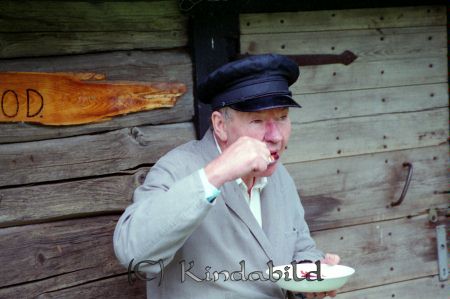 Emigrant och Hembygdsdag Bygdegården
raja
150-årsjubileum utvandringen

raja
Bo Daun Västra Eneby 
Källa: Gerd Pettersson

Nyckelord: Bygdegården Kisa