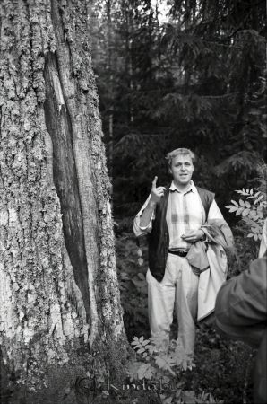 Kisa Biodlarförening Sommarmöte Hos Sigvard Andersson Killingevid
raja
Samling vid ett stort träd
Nyckelord: Kisa Andersson