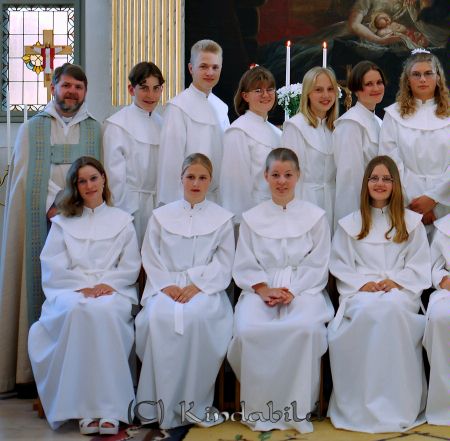  Konfirmation Kisa Kyrka
raja
Konfirmationsfoto
Nyckelord: Kyrka Kisa
